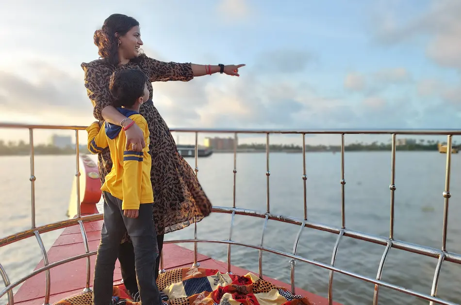 Sunrise Shikara Ride